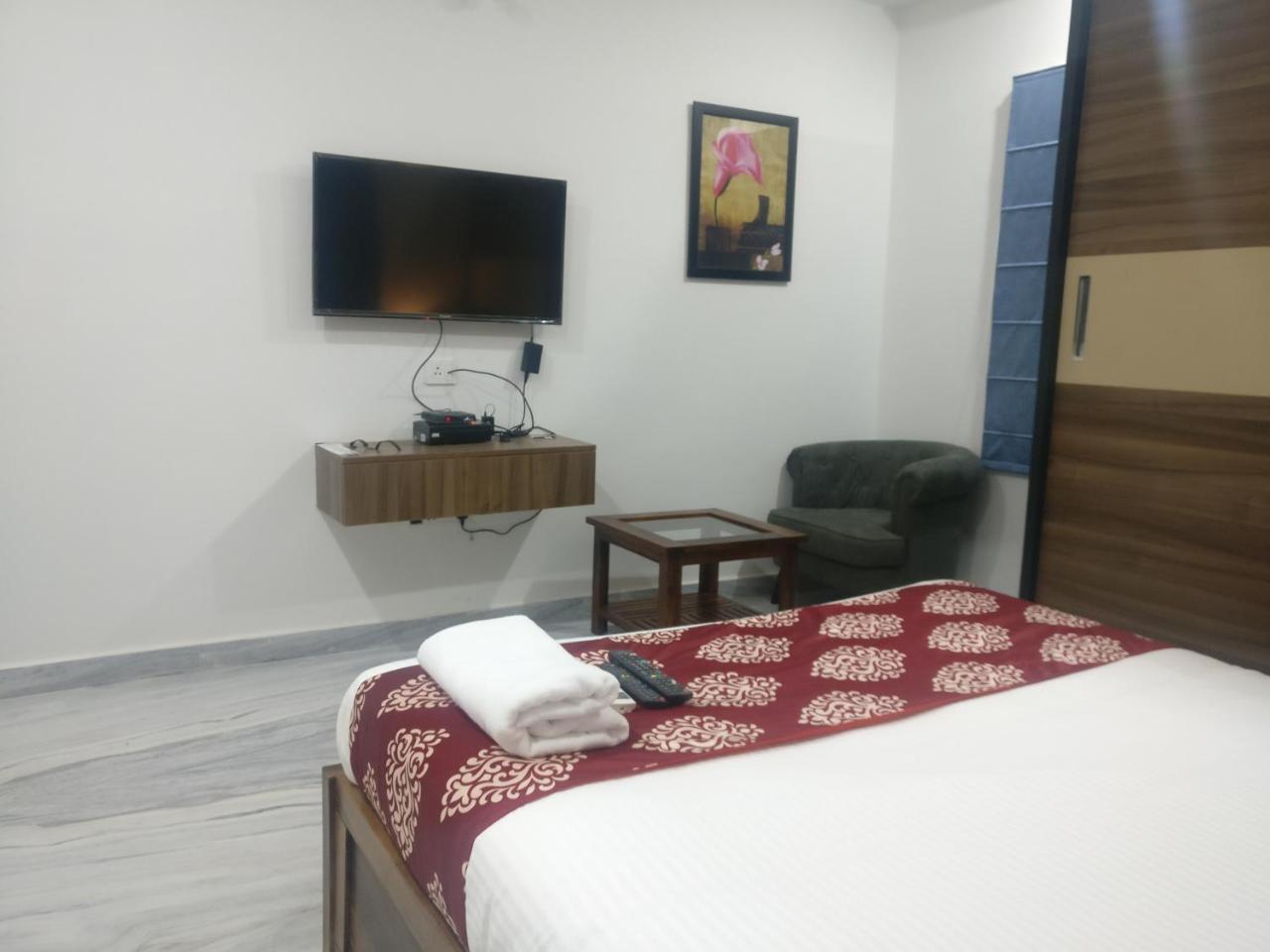 Misty Lake Guest House Хидерабад Екстериор снимка