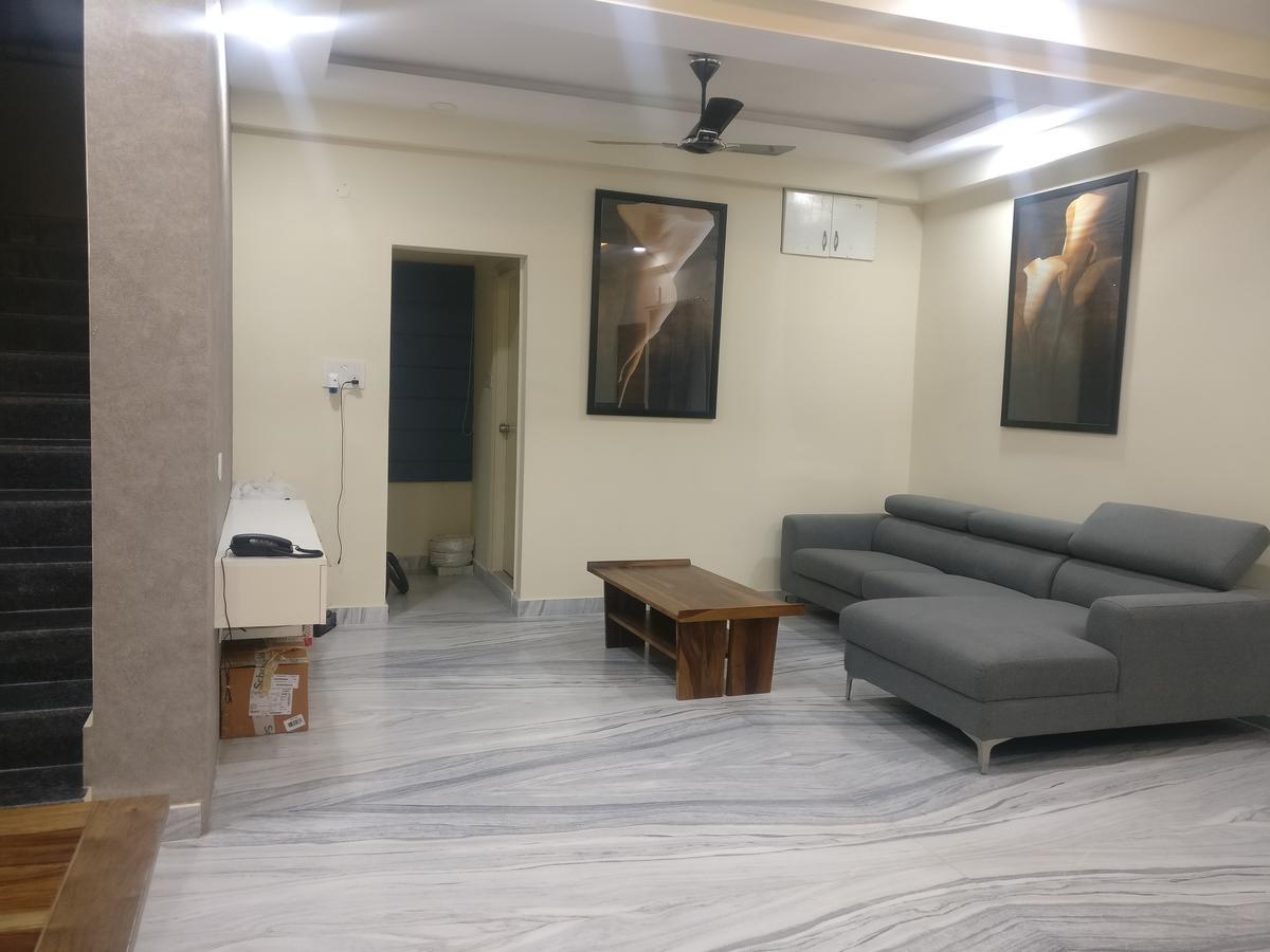 Misty Lake Guest House Хидерабад Екстериор снимка